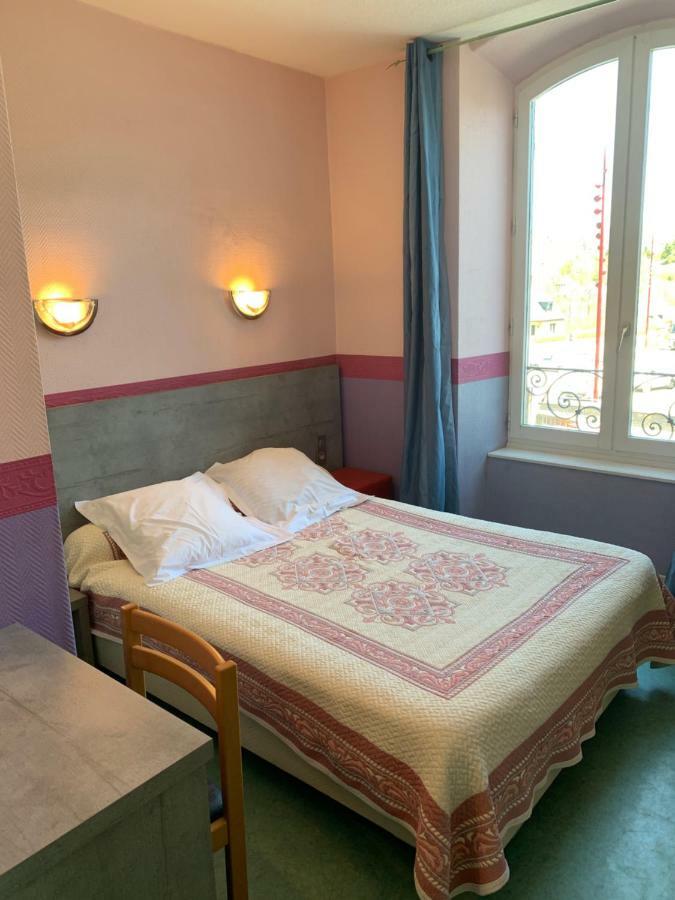 Hotel Des Voyageurs Chez Betty Neussargues en Pinatelle المظهر الخارجي الصورة